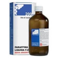 NOVA ARGENTIA OLIO DI VASELINA 200ML 